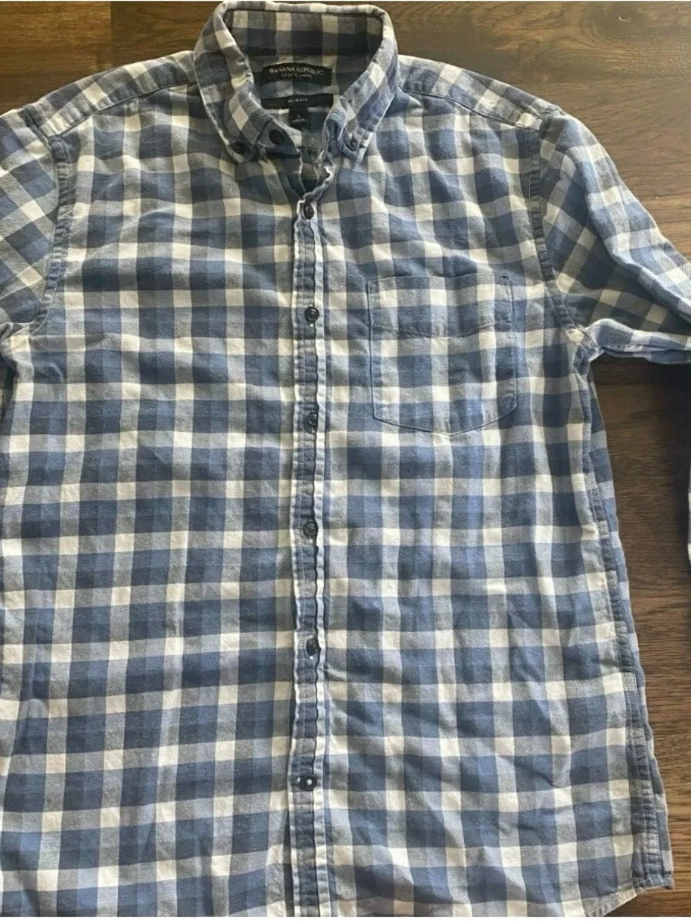 Banana Republic Men's Size Small Check Button-Down Shirt-013